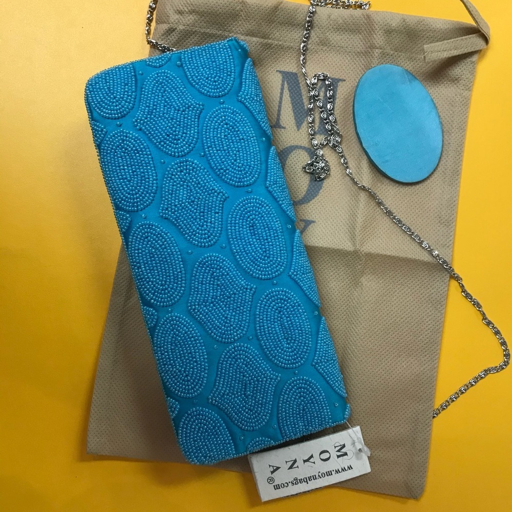 Moyna Clutch - Picture 2 of 4